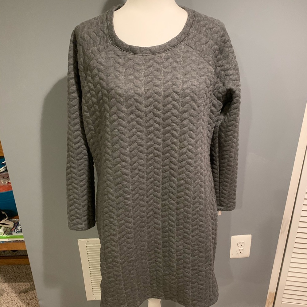 Kenneth Cole Raglan Sleeve Quilted Dress